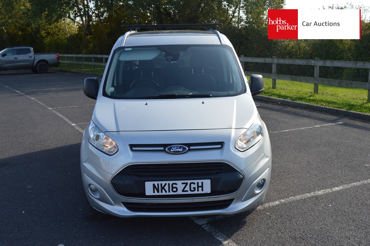 FORD TOURNEO CONNECT T-IUM TDC image 8