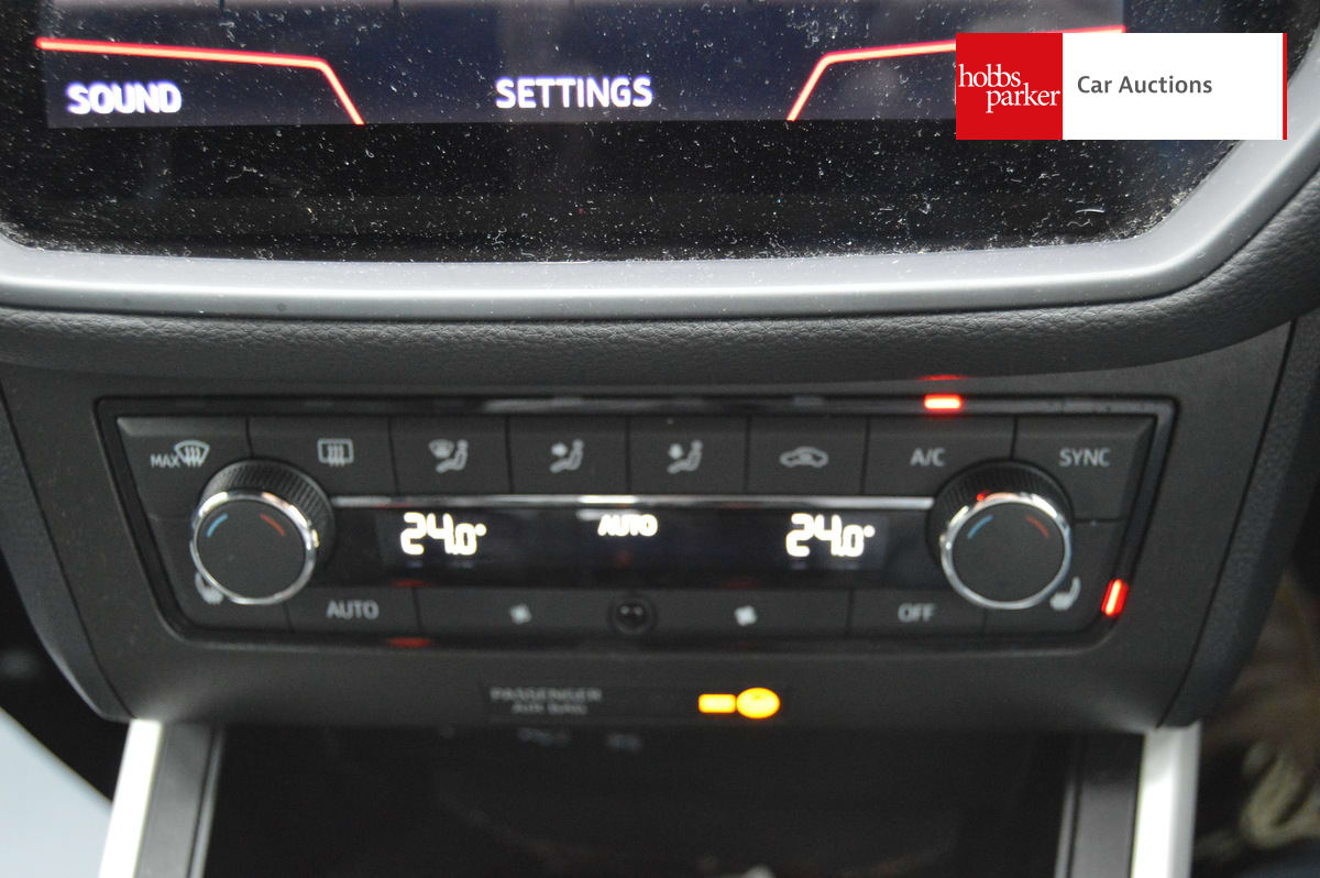 SEAT ARONA XCELLENCE LUX TSI S image 19