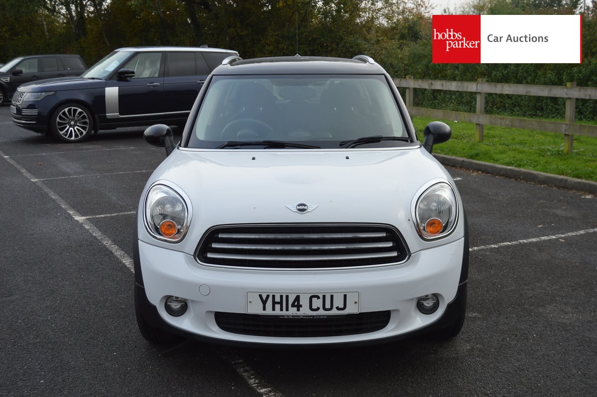 MINI COUNTRYMAN COOPER D ALL4 image 8