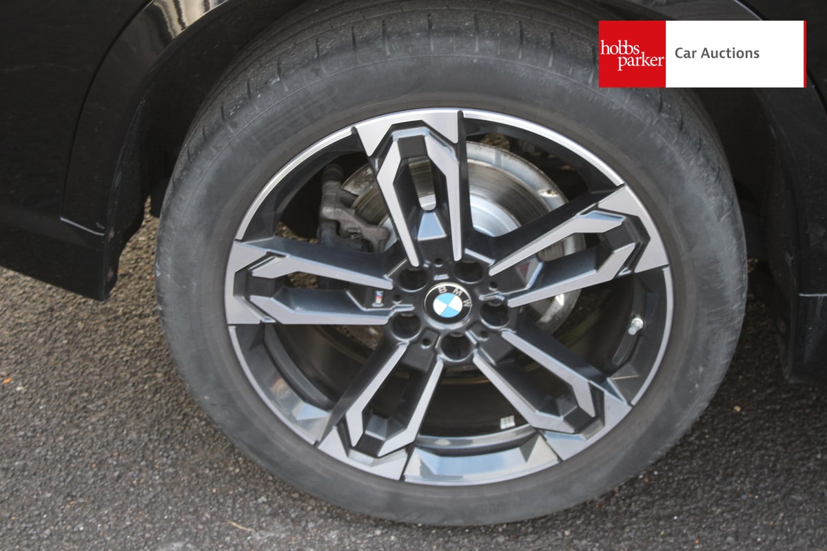 BMW X1 SDRVE 18D M SPORT PREM M image 10