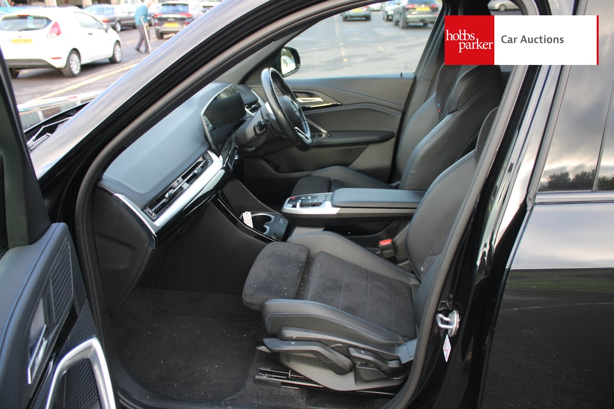 BMW X1 SDRVE 18D M SPORT PREM M image 13