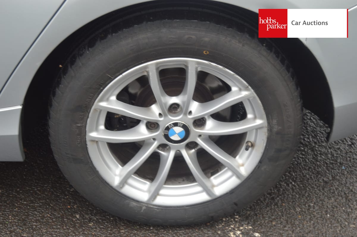 BMW 118I SE image 10