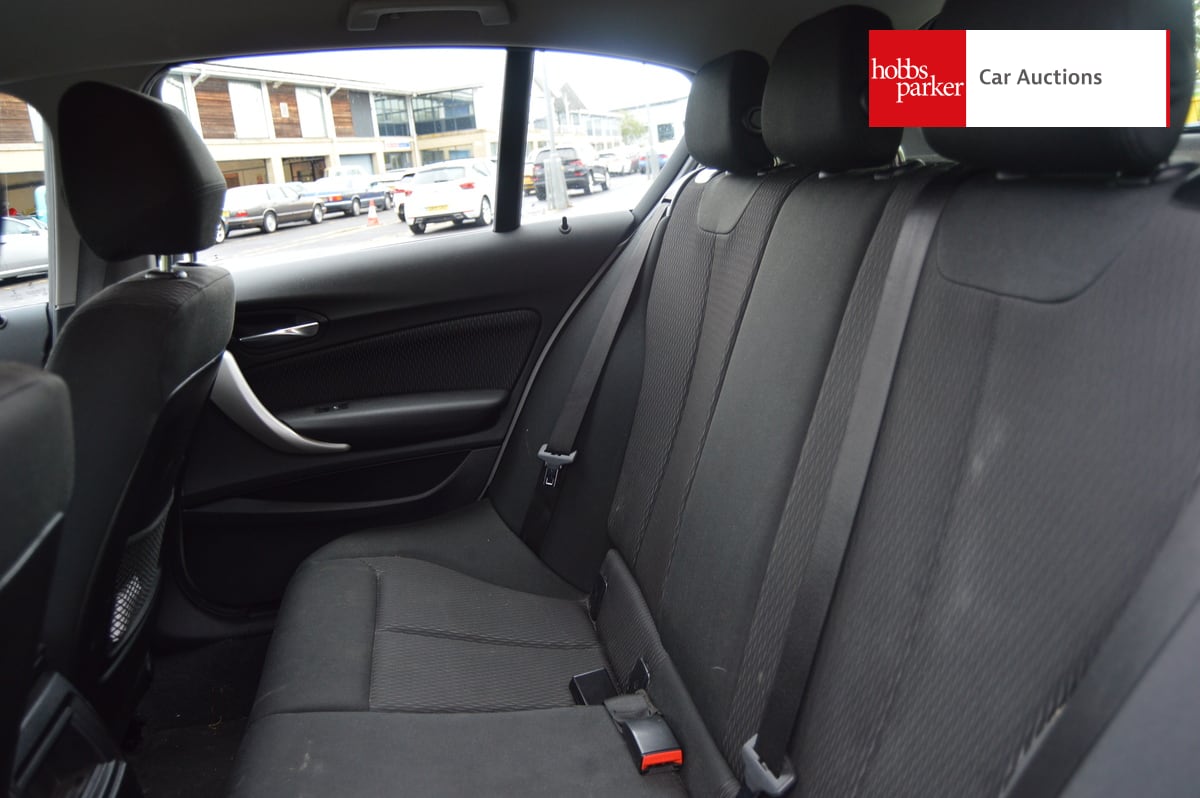 BMW 118I SE image 14
