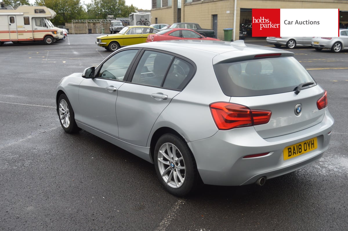 BMW 118I SE image 5