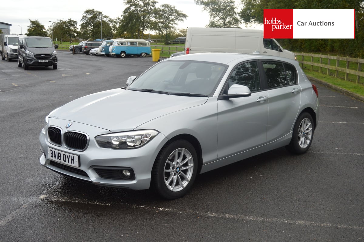 BMW 118I SE image 7