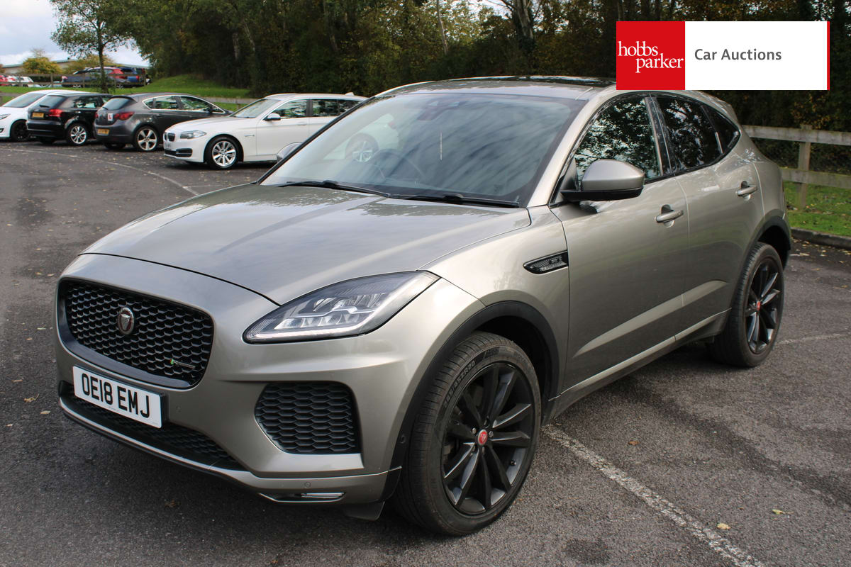 JAGUAR E-PACE R-DYNAMIC SE D AWD image 7