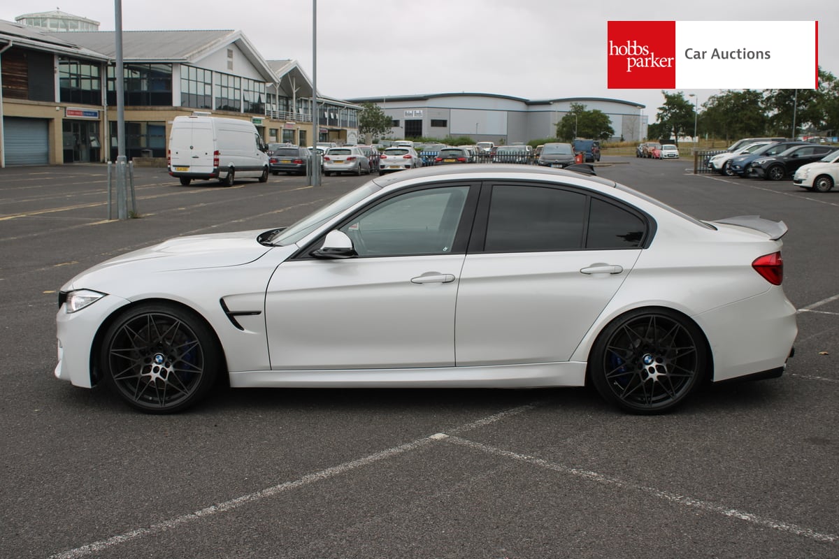 BMW M3 COMPETITION PACKAGE S- image 7