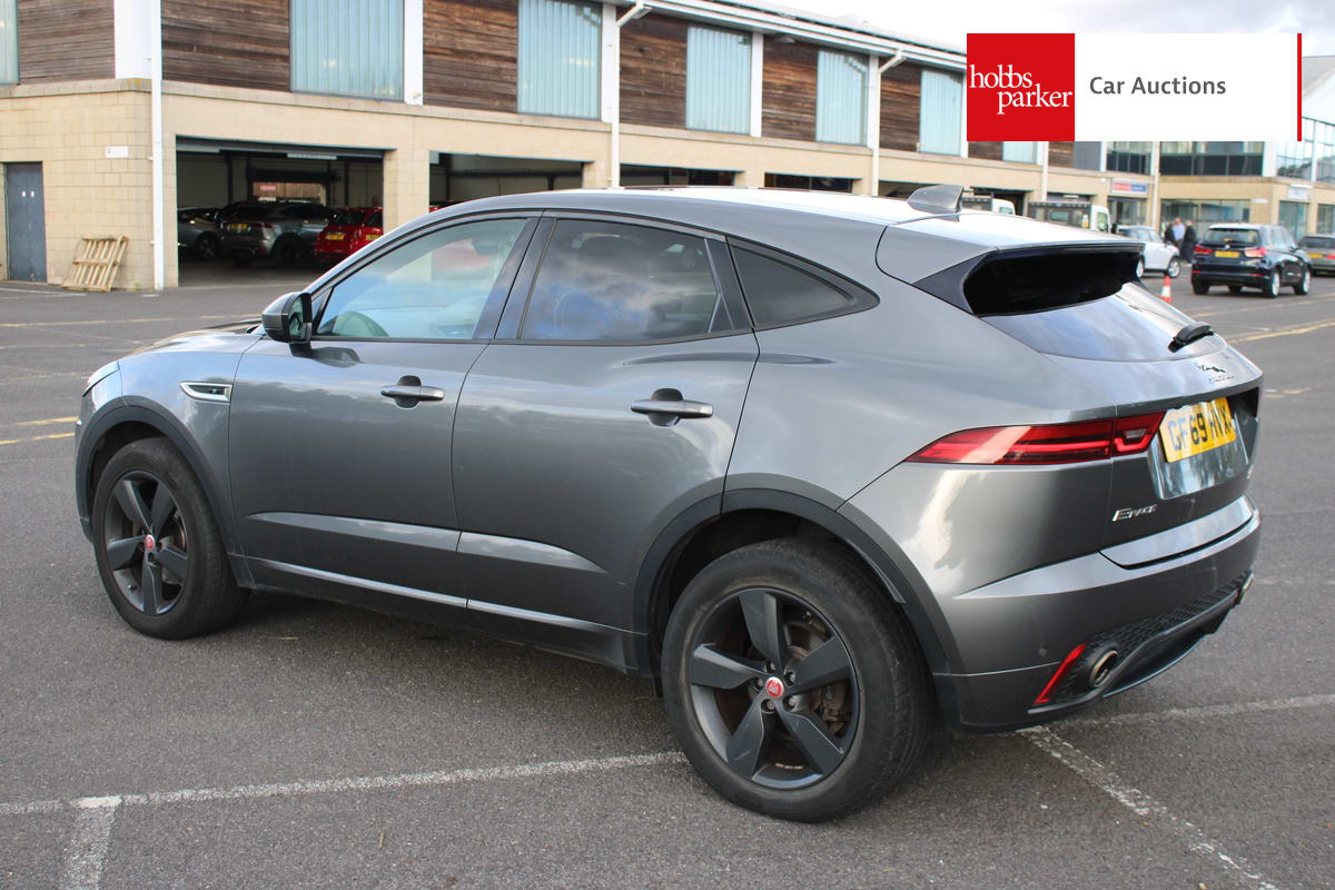 JAGUAR E-PACE R-DYNAMIC S D AWD AUTO image 5
