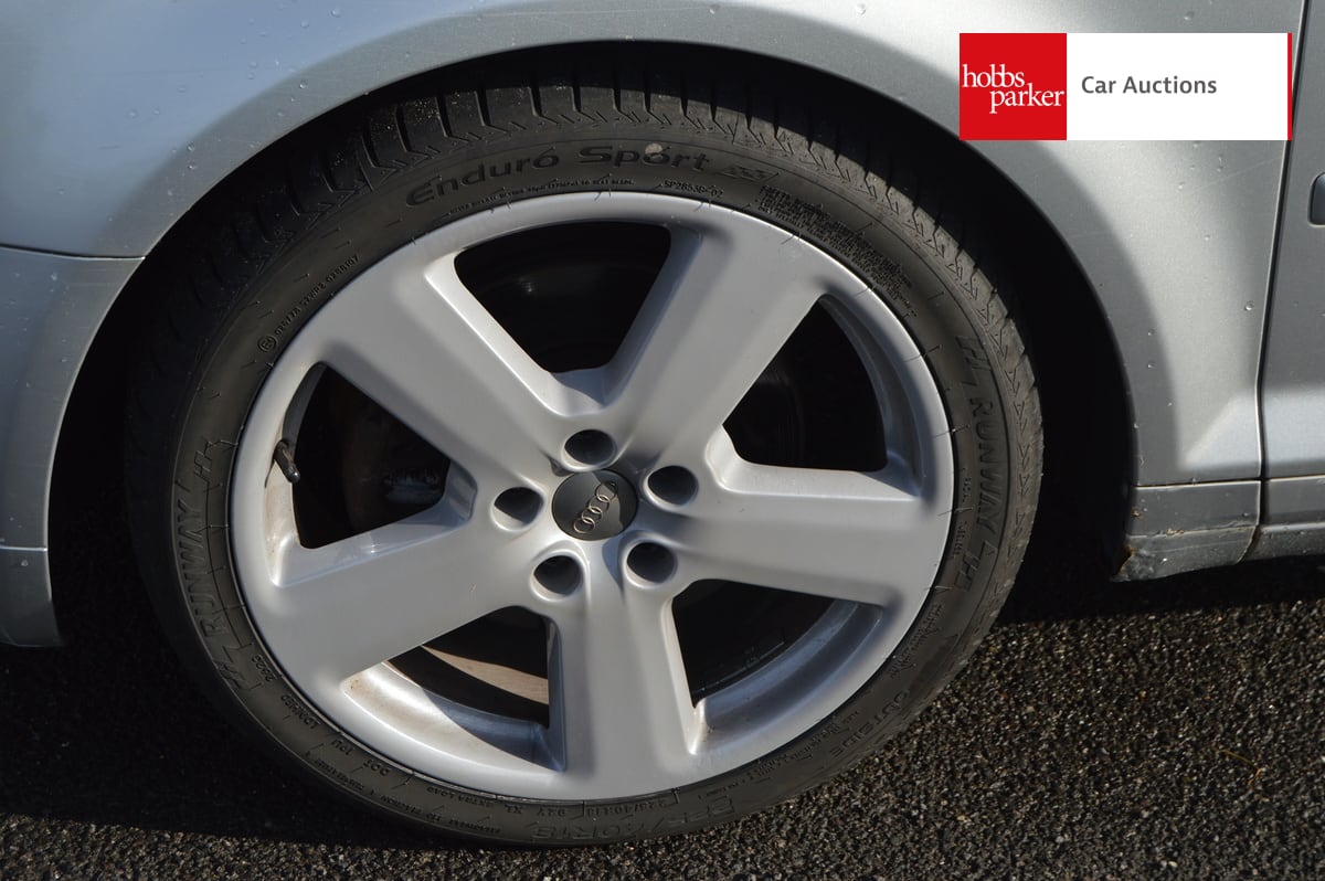AUDI A3 SE S LINE FSI A image 9