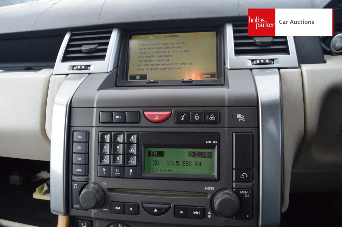 LAND ROVER RANGEROVER SPT V8SC STD A image 14