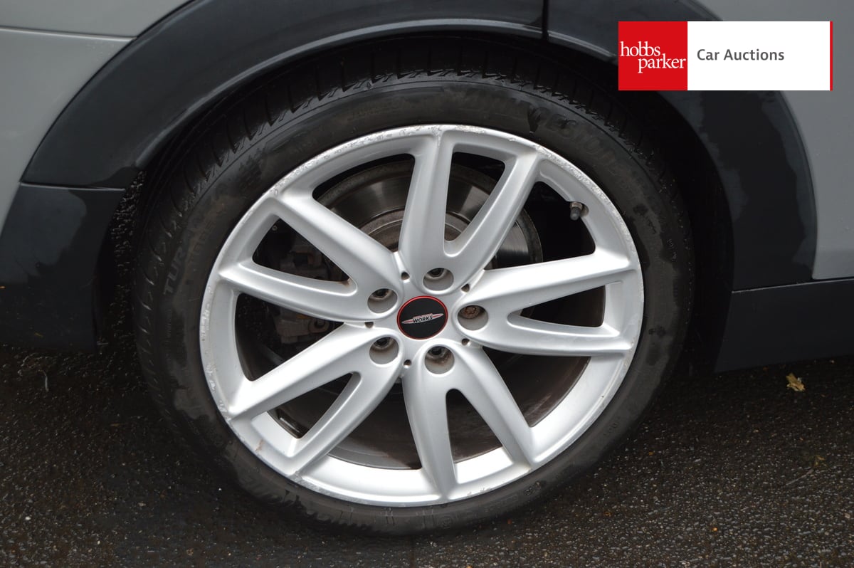 MINI CLUBMAN COOPER S SPORT AUTO image 11