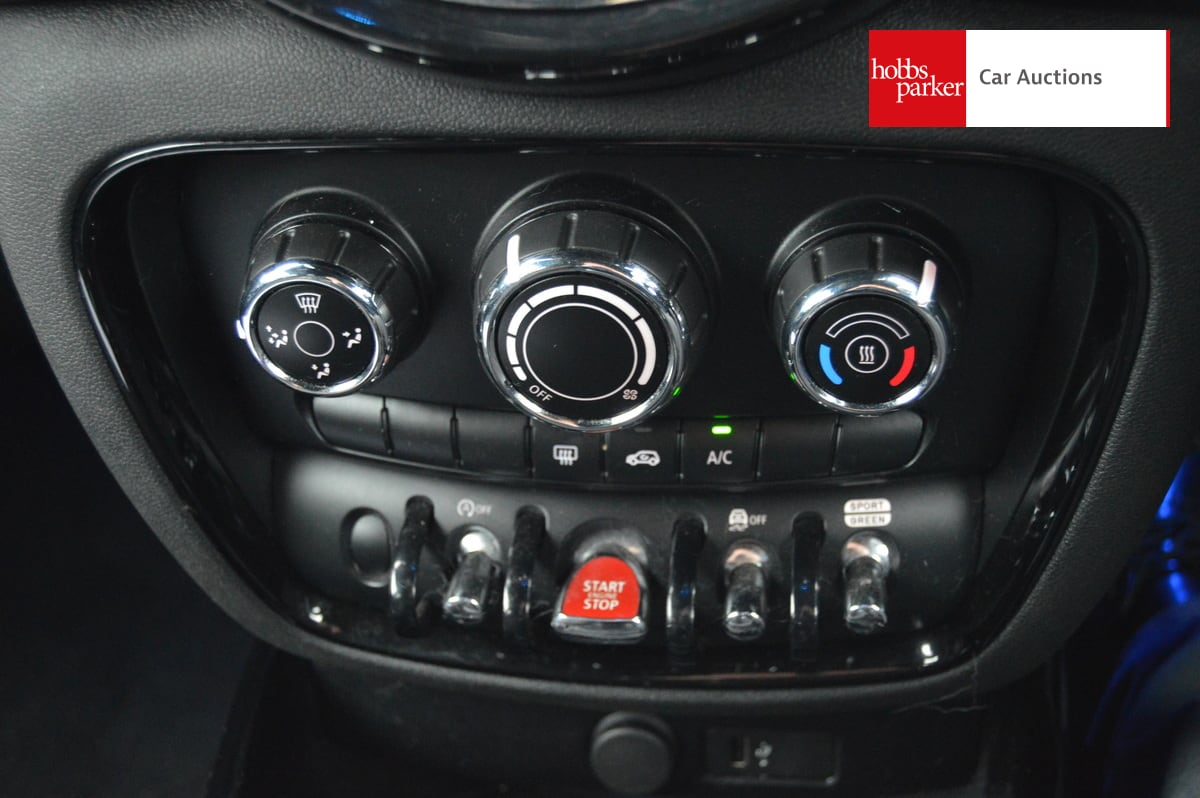 MINI CLUBMAN COOPER S SPORT AUTO image 18