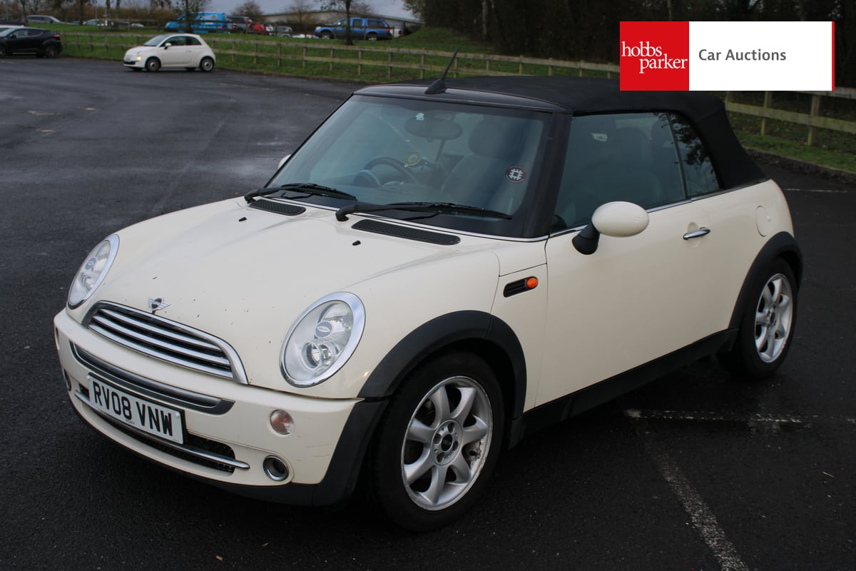 MINI COOPER AUTO image 7