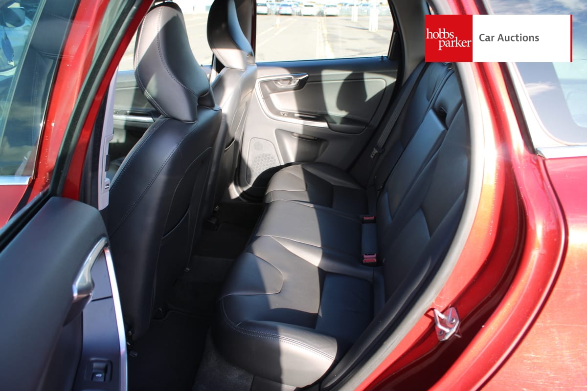 VOLVO XC60 SE LUX NAV D4 AUTO image 14