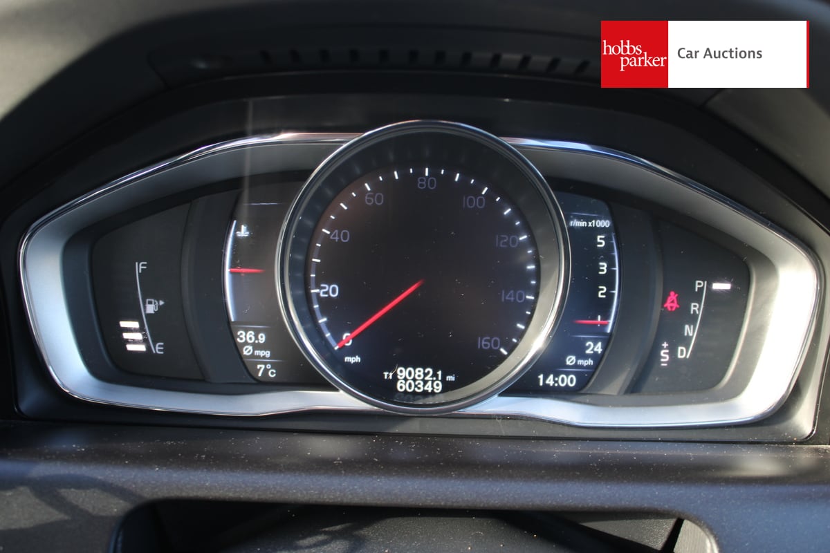 VOLVO XC60 SE LUX NAV D4 AUTO image 16