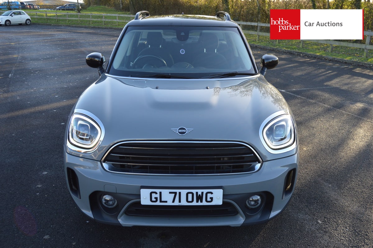 MINI COUNTRYMAN COOPER CLASSIC AUTO image 8