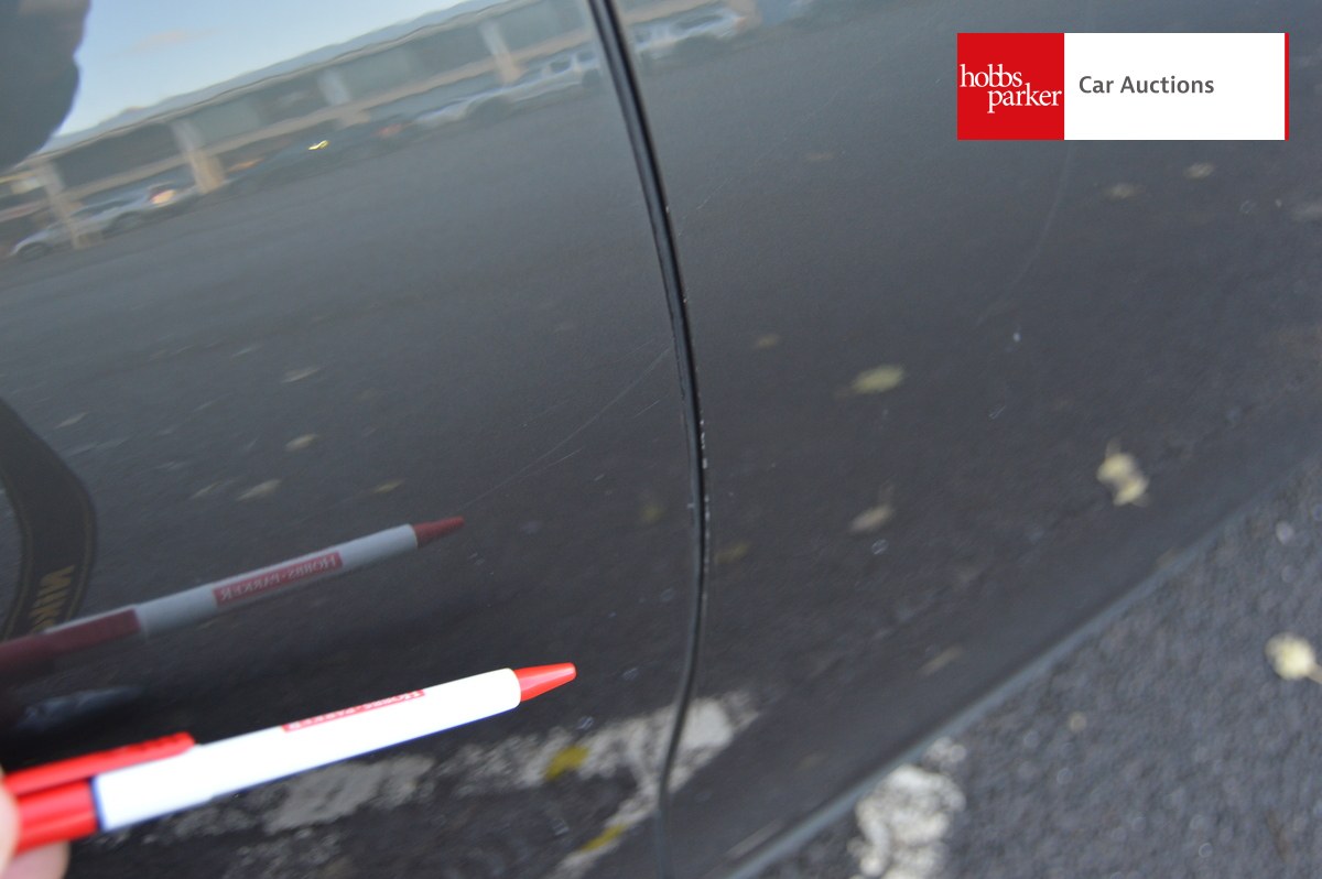 VOLVO V90 MOMENTUM B4 MHEV AUTO image 24