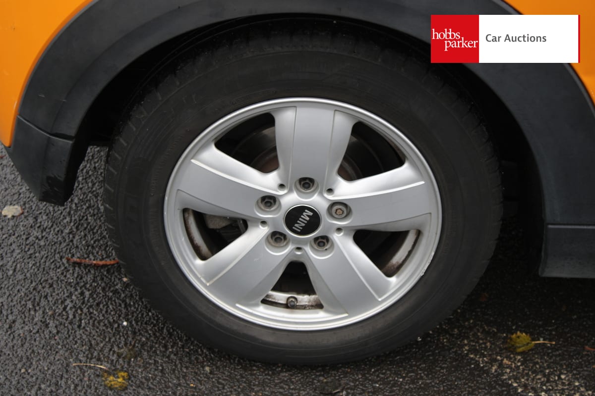 MINI COOPER image 10