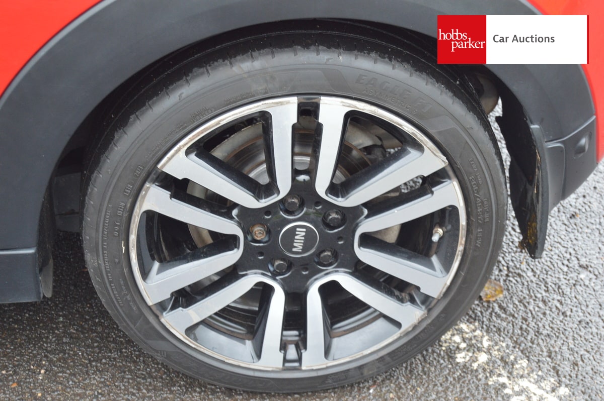 MINI COOPER S EXCLUSIVE AUTO image 10