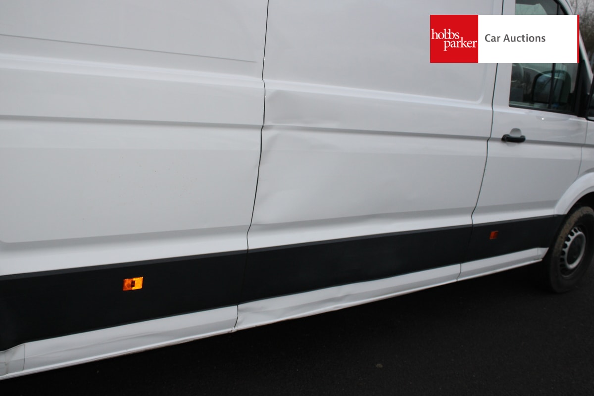 VOLKSWAGEN CRAFTER CR35 TRENDLINE TDI image 17