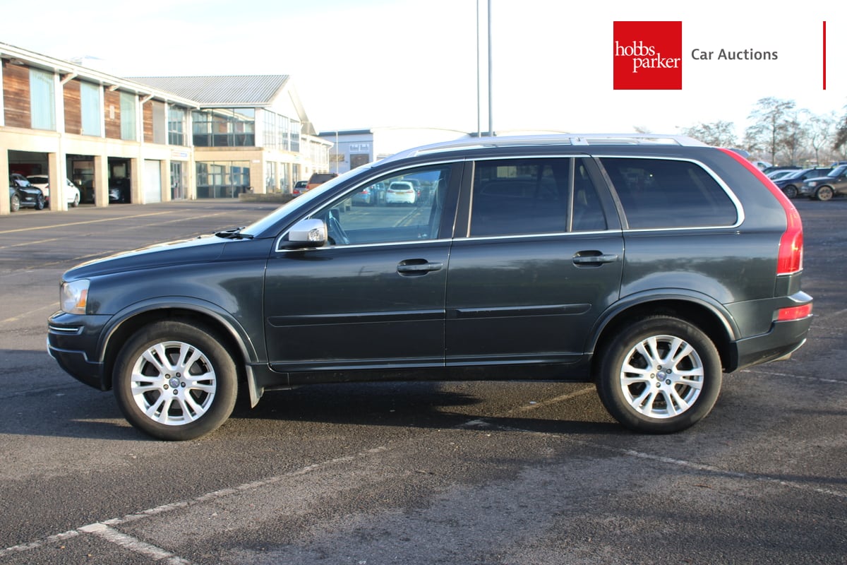 VOLVO XC90 SE LUX D5 AWD AUTO image 6