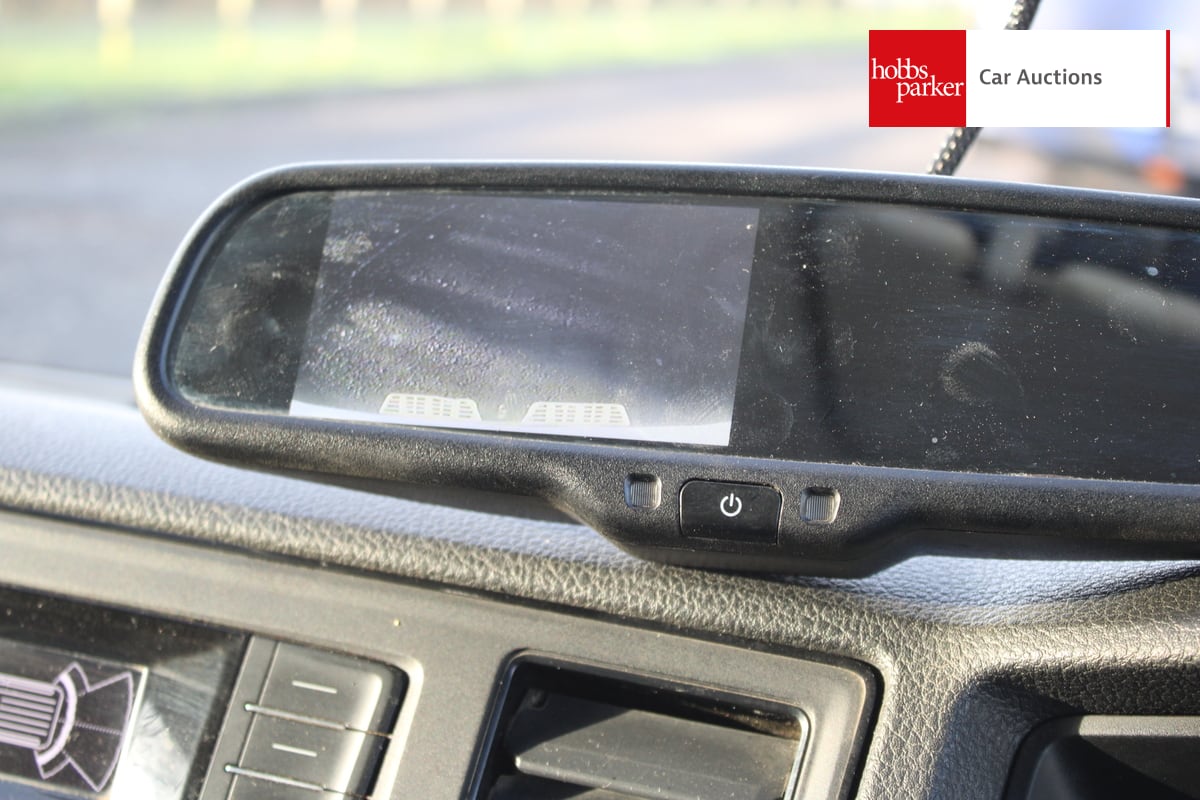 VOLKSWAGEN CRAFTER CR35 STARTLINE TD image 20