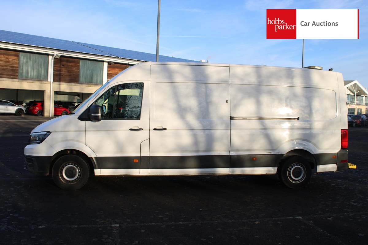 VOLKSWAGEN CRAFTER CR35 STARTLINE TD image 6