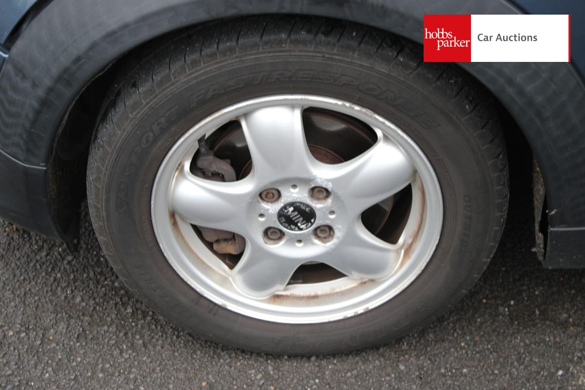 MINI COOPER AUTO image 12