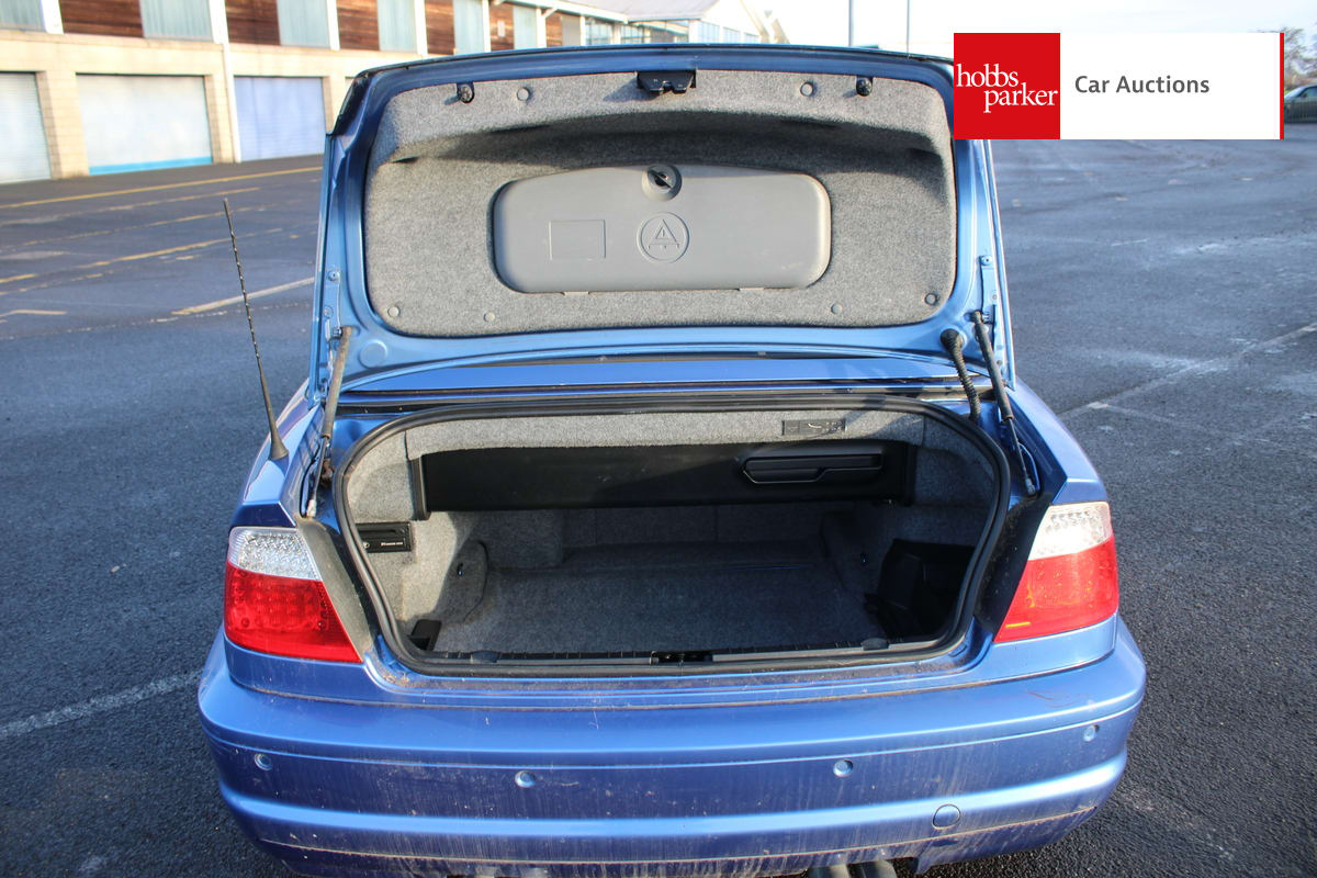 BMW M3 E46 SMG Convertible image 23