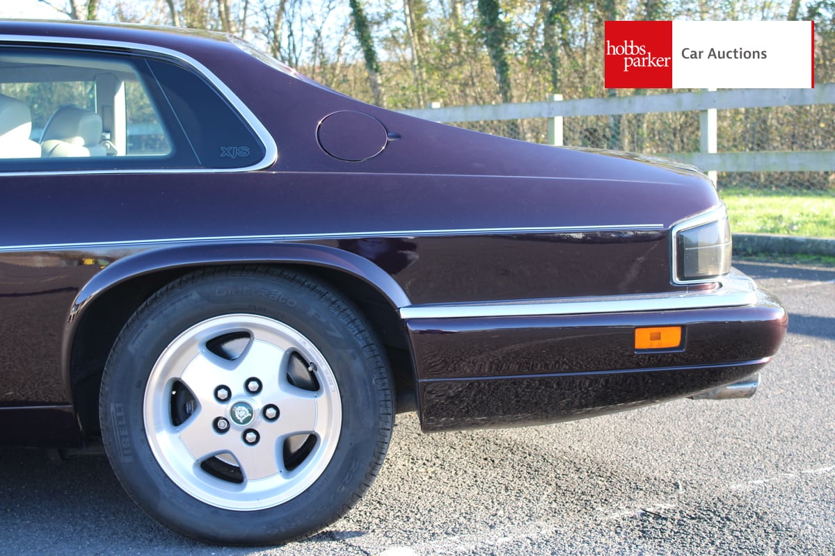 JAGUAR XJ-S 4.0 AUTO image 12