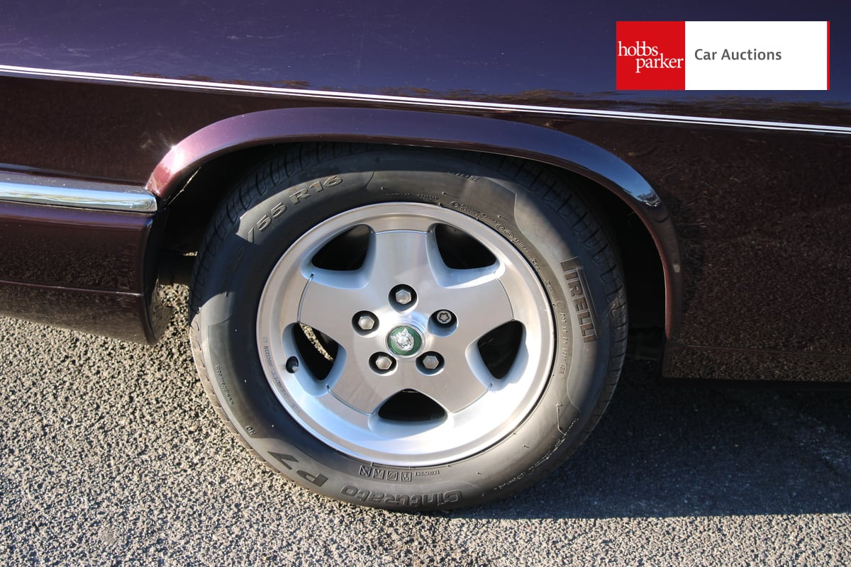 JAGUAR XJ-S 4.0 AUTO image 15