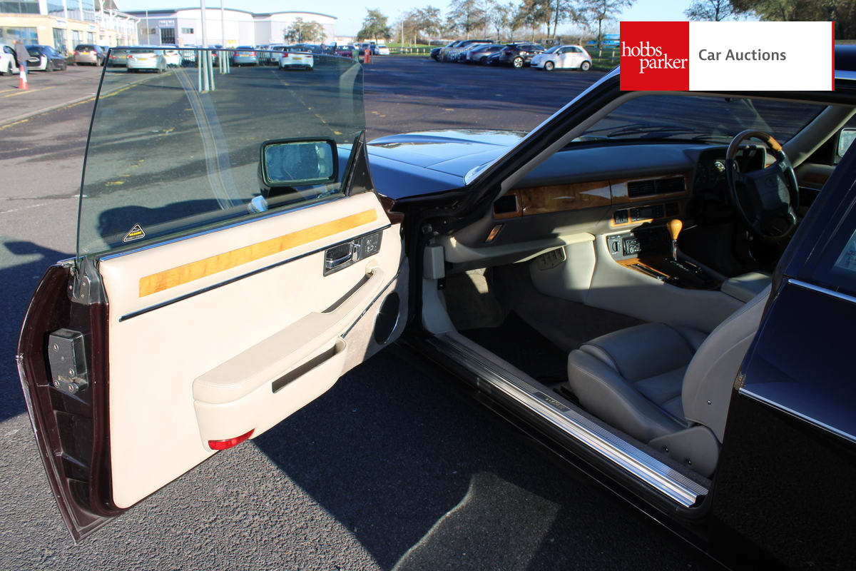 JAGUAR XJ-S 4.0 AUTO image 20