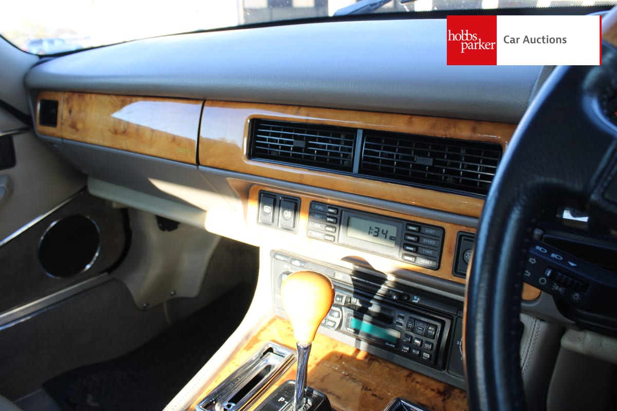 JAGUAR XJ-S 4.0 AUTO image 36