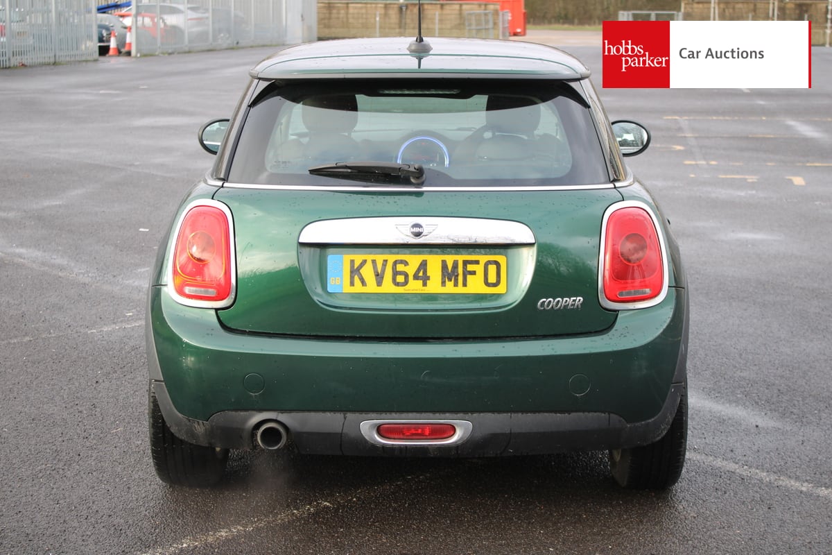 MINI COOPER image 4