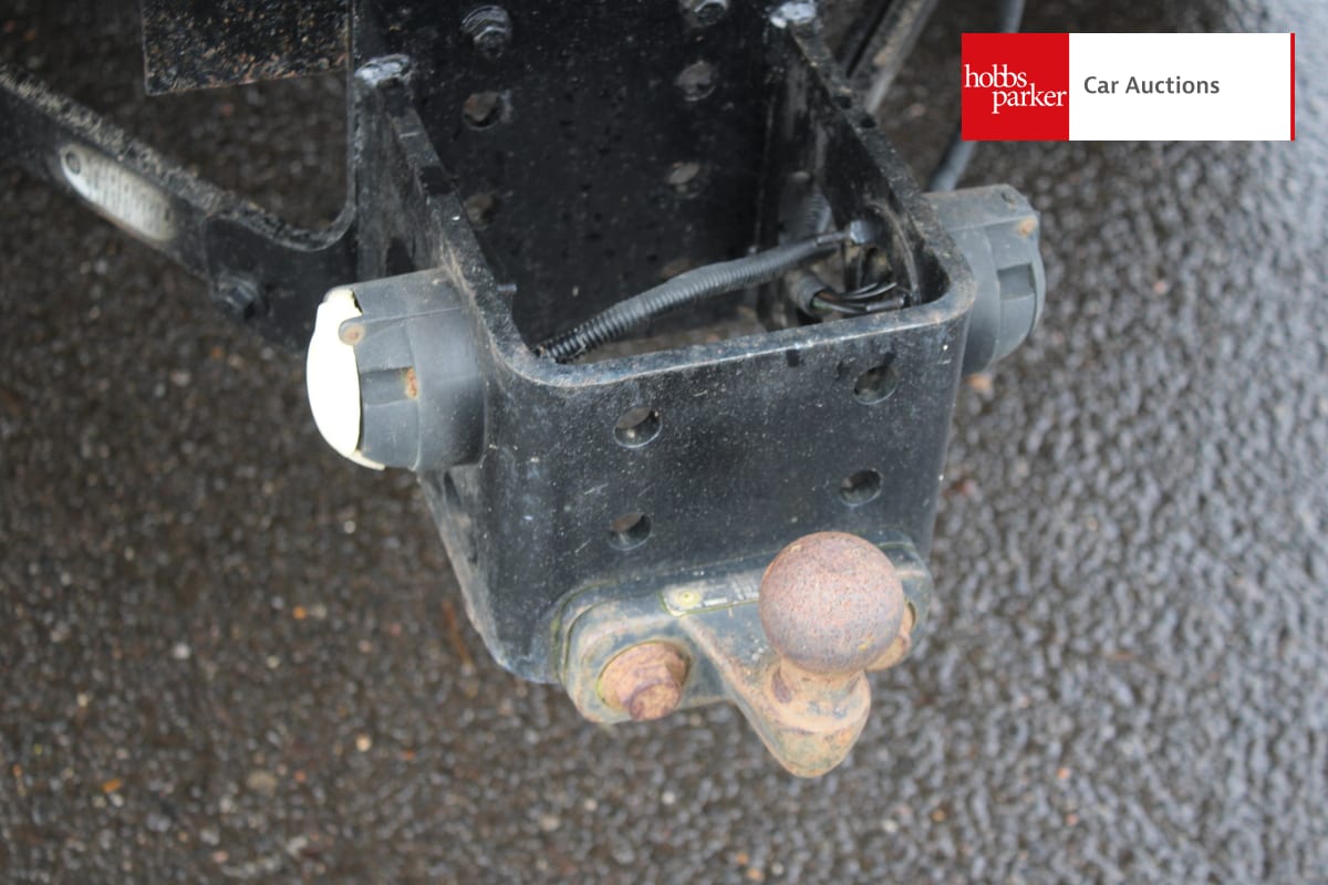 LAND ROVER DEFENDER 110 HCPU TD image 15