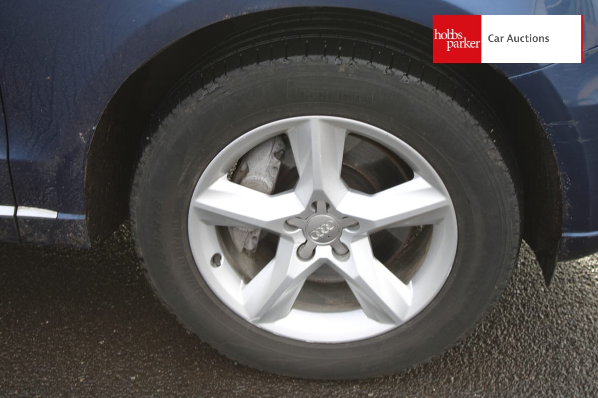 AUDI Q5 SE TDI QUATTRO AUTO image 9