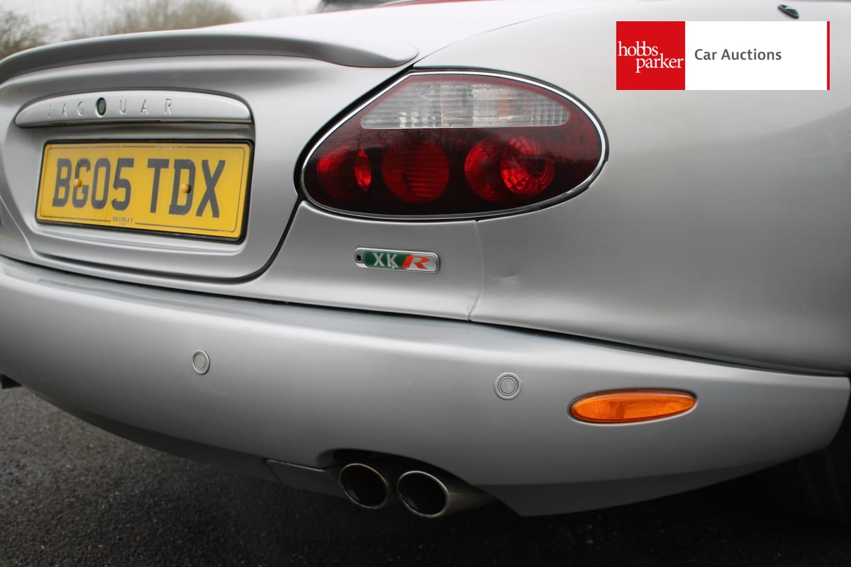 JAGUAR XKR CONVERTIBLE AUTO image 11