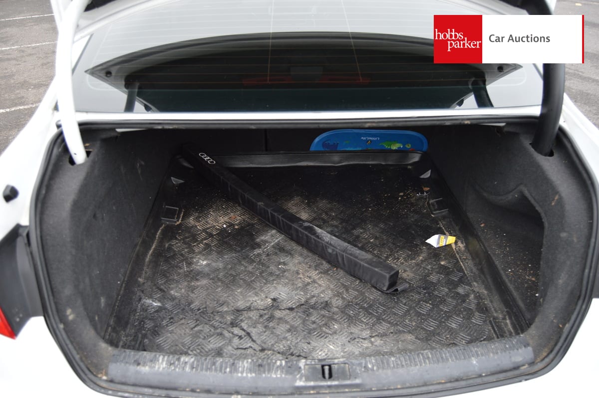 AUDI A4 TECHNIK TDI image 15