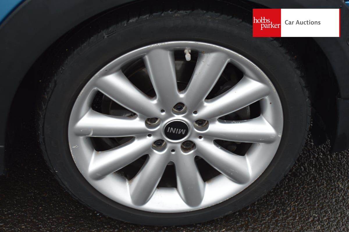 MINI COOPER S AUTO image 12