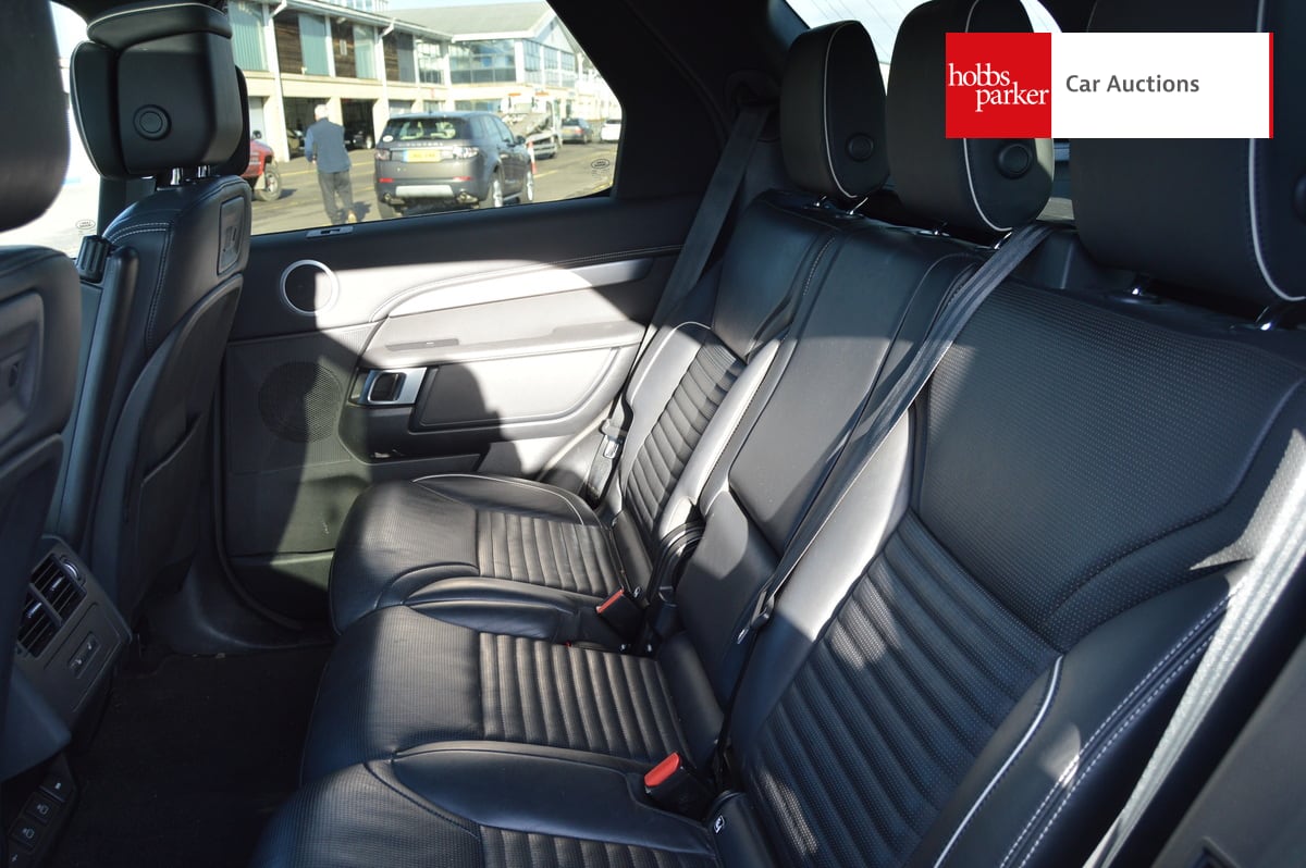 LAND ROVER DISCOVERY R-DYNAM HSE D MHEV A image 14