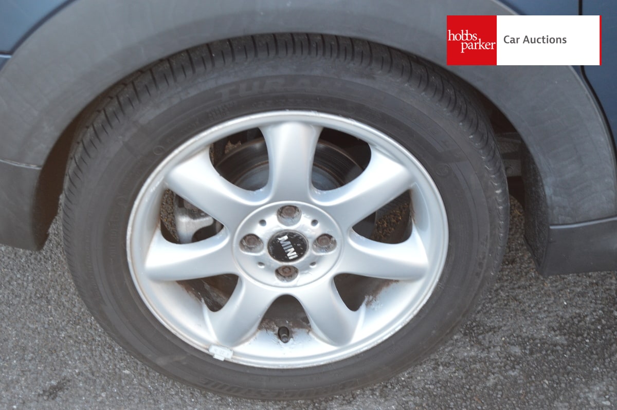 MINI COOPER D CLUBMAN image 11