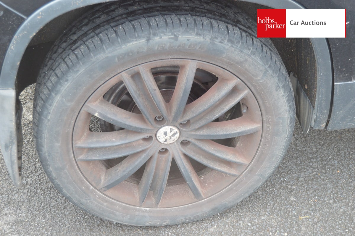 VOLKSWAGEN TIGUAN SPORT TDI 140 AUTO image 11