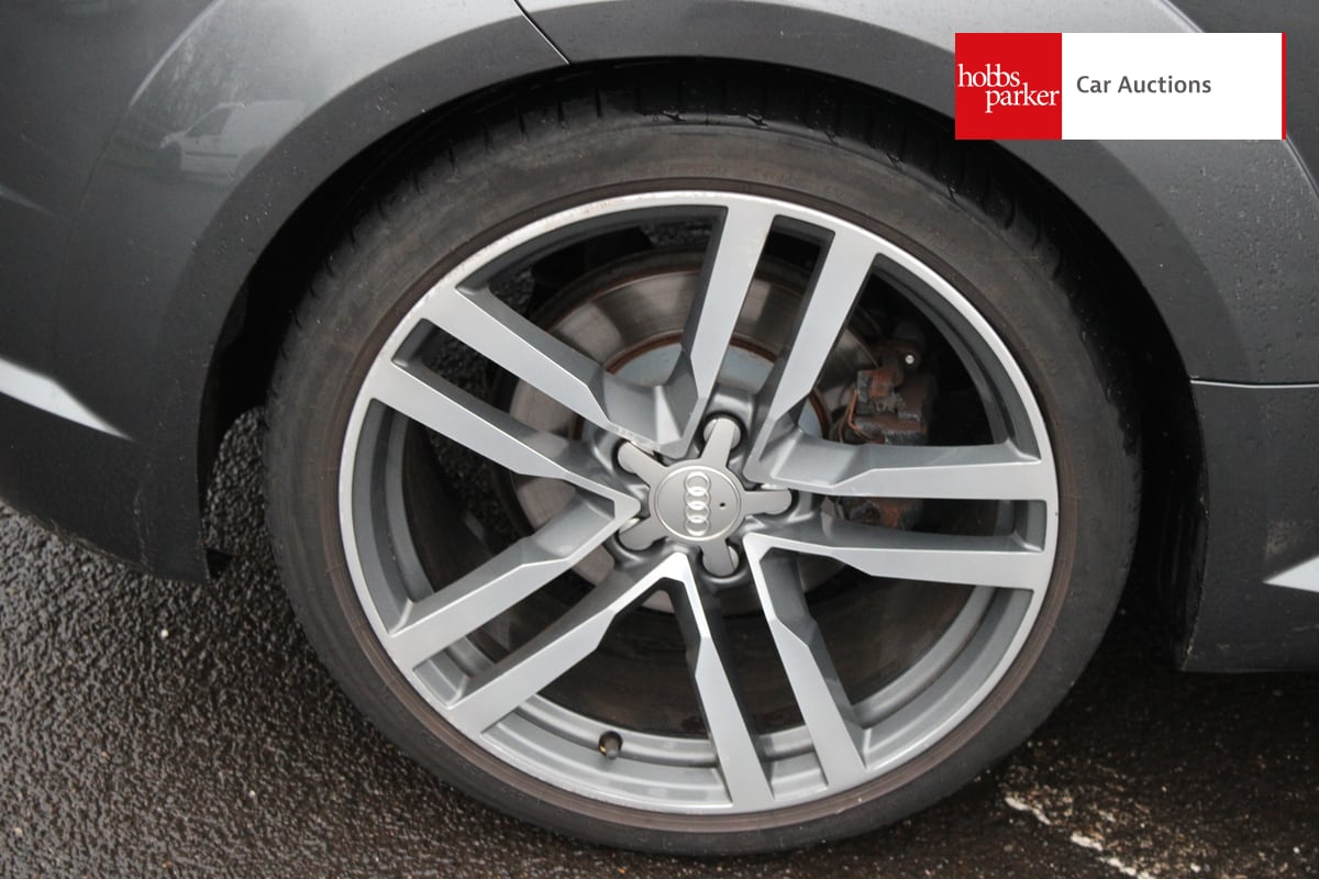 AUDI TT S LINE TFSI S-A image 10