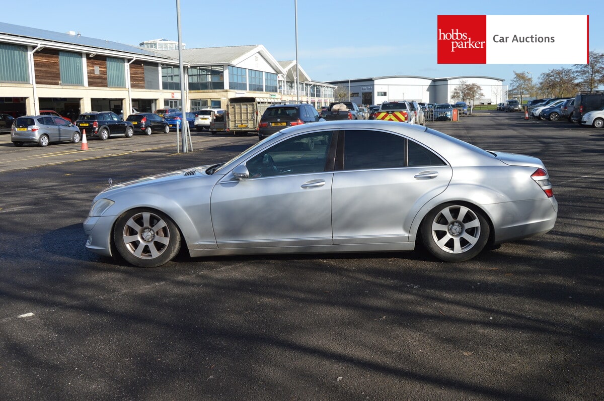 MERCEDES S350 AUTO image 6