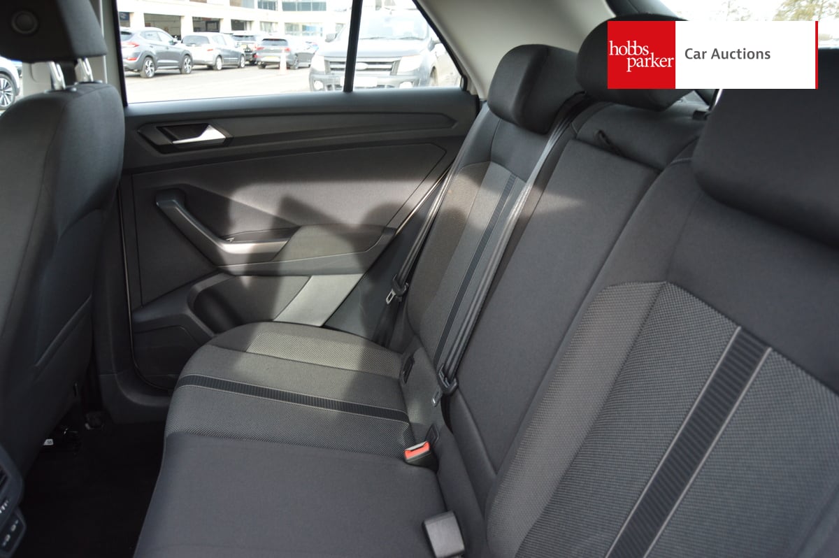 VOLKSWAGEN T-ROC LIFE TSI image 14