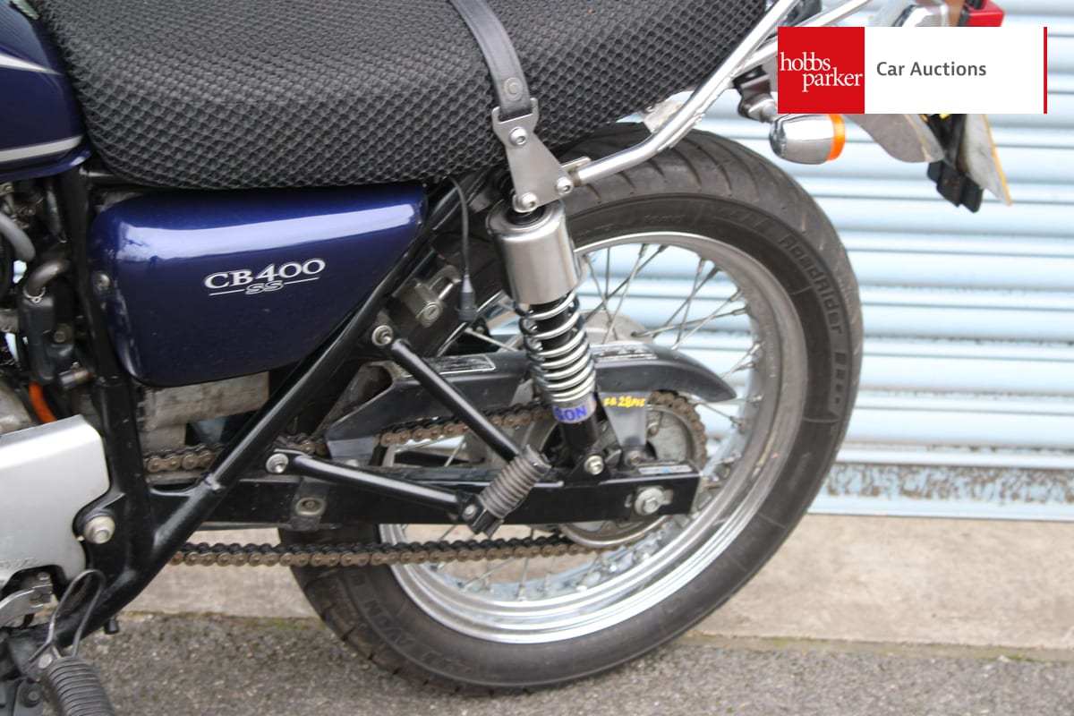HONDA CB 400SS - NC41 image 8
