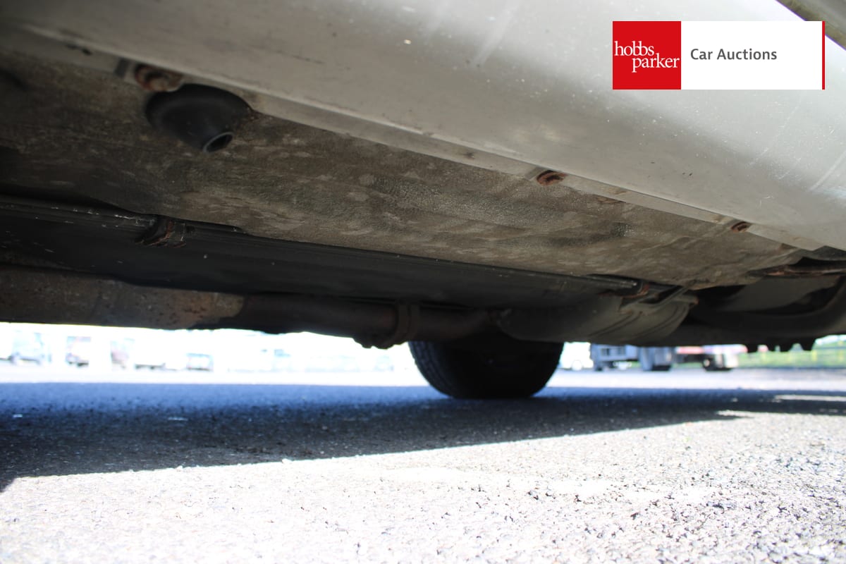 MERCEDES 300 SE AUTO image 43