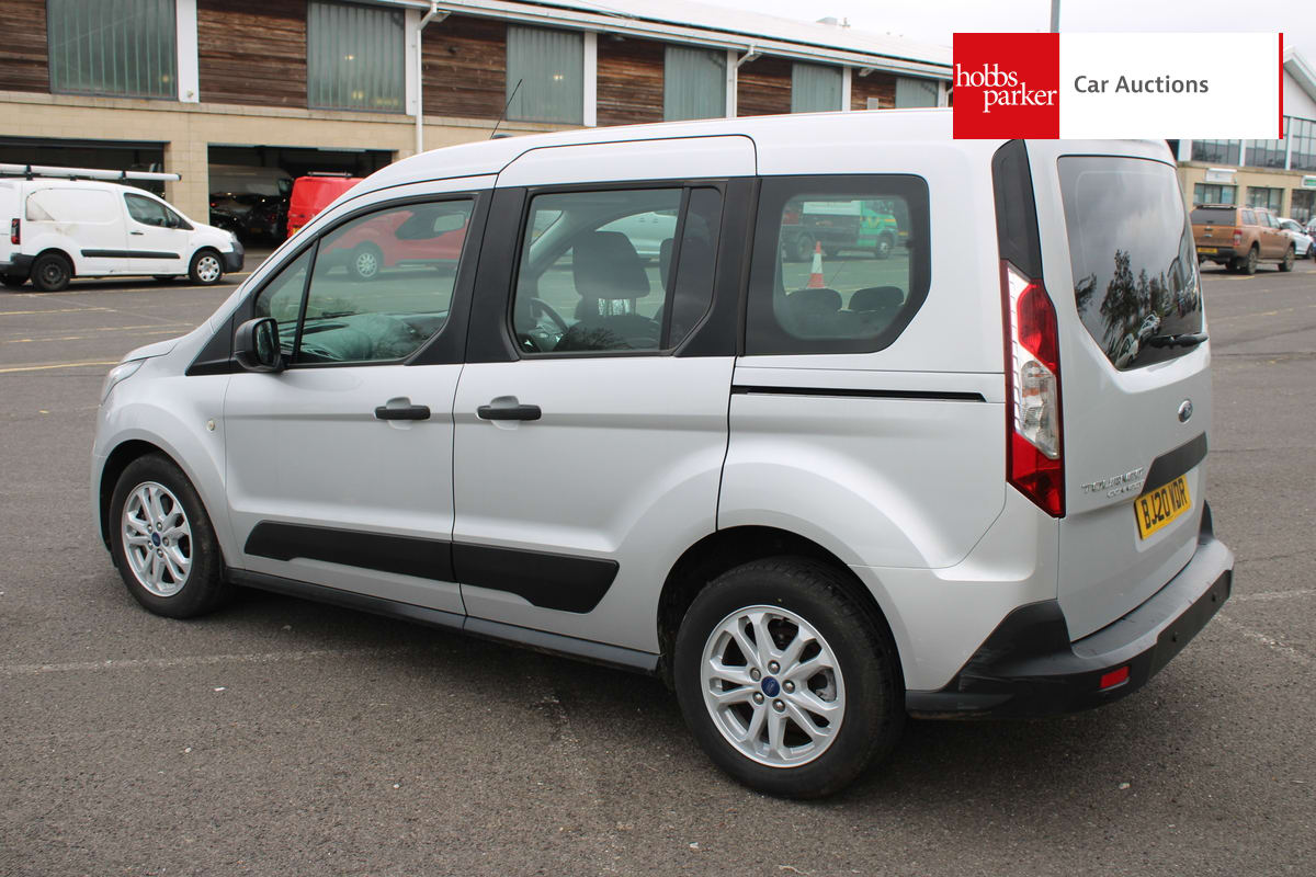 FORD TOURNEO CONNECT ZETEC TDC image 5