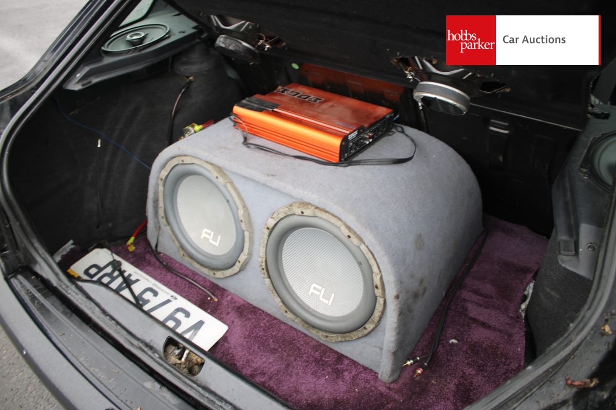 FORD ESCORT FINESSE image 25