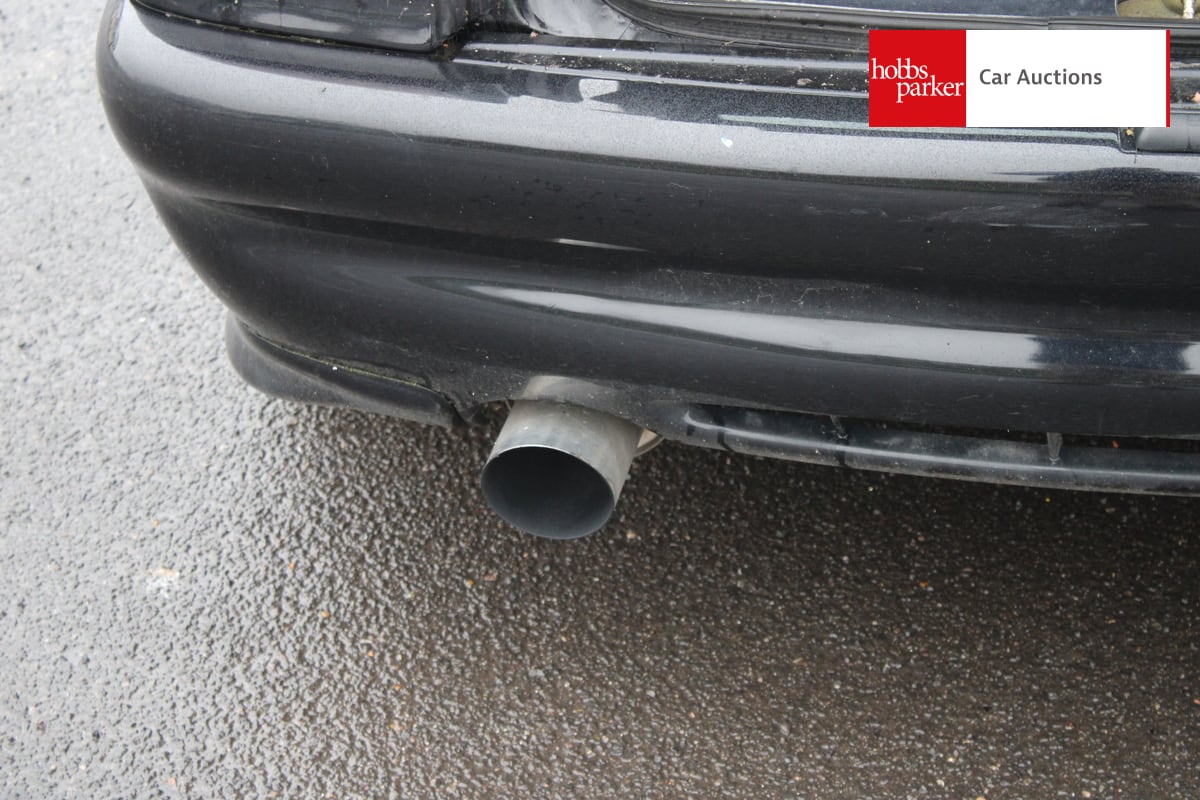 FORD ESCORT FINESSE image 27